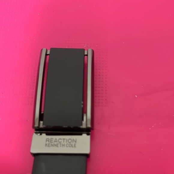 Kenneth Cole Reaction Black Faux Leather Belt - Picture 3 of 5